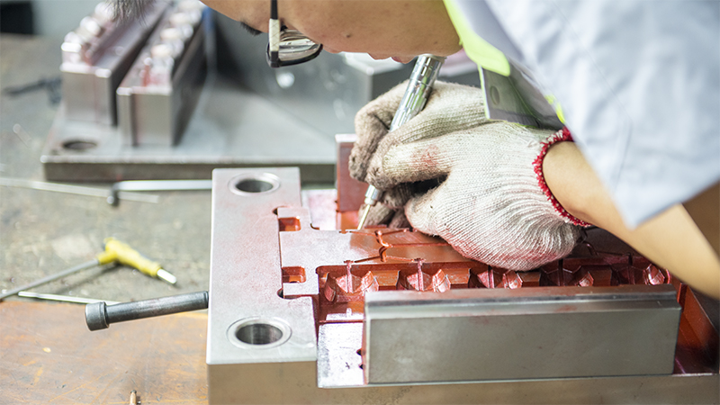 注塑模具的26個(gè)零件名稱