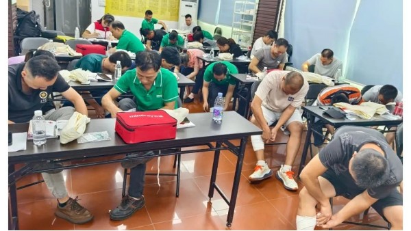 注塑模具廠開展急救員培訓(xùn)，為生命保駕護(hù)航