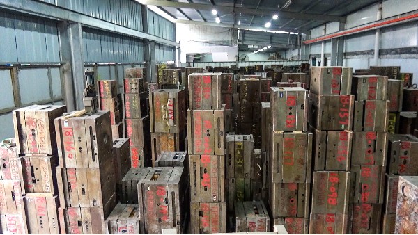 塑膠模具注塑加工廠家模具拋光注意事項(xiàng)