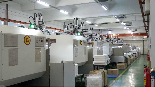 塑膠模具注塑加工設(shè)計時注意事項